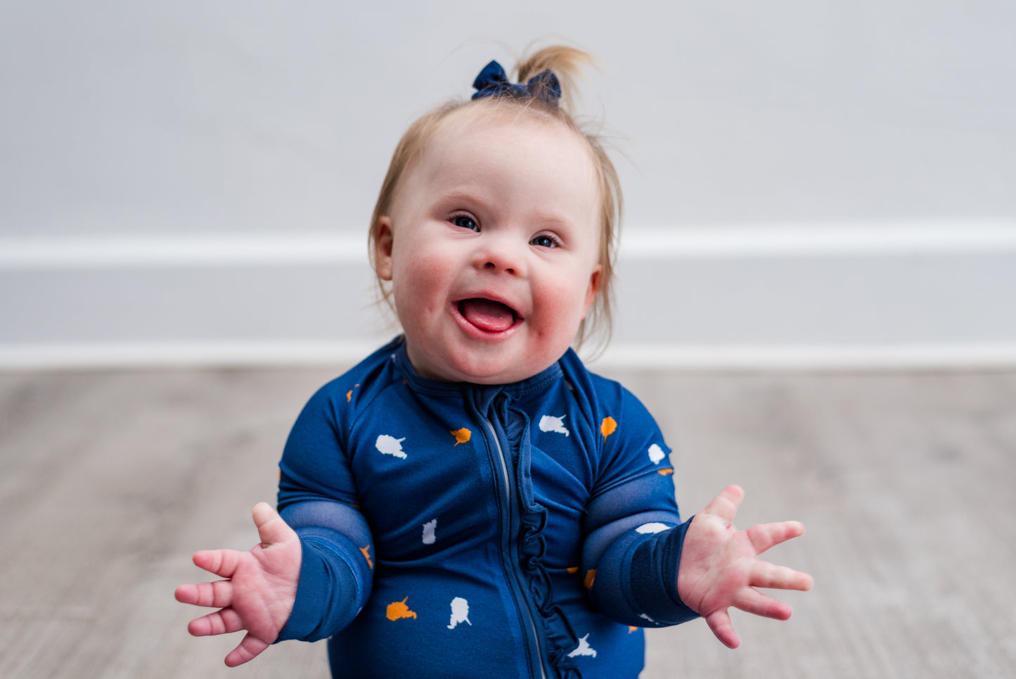 State Ruffle Zippie
